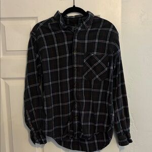 Woolrich Men's Green and Red Plaid Button Down Shirt